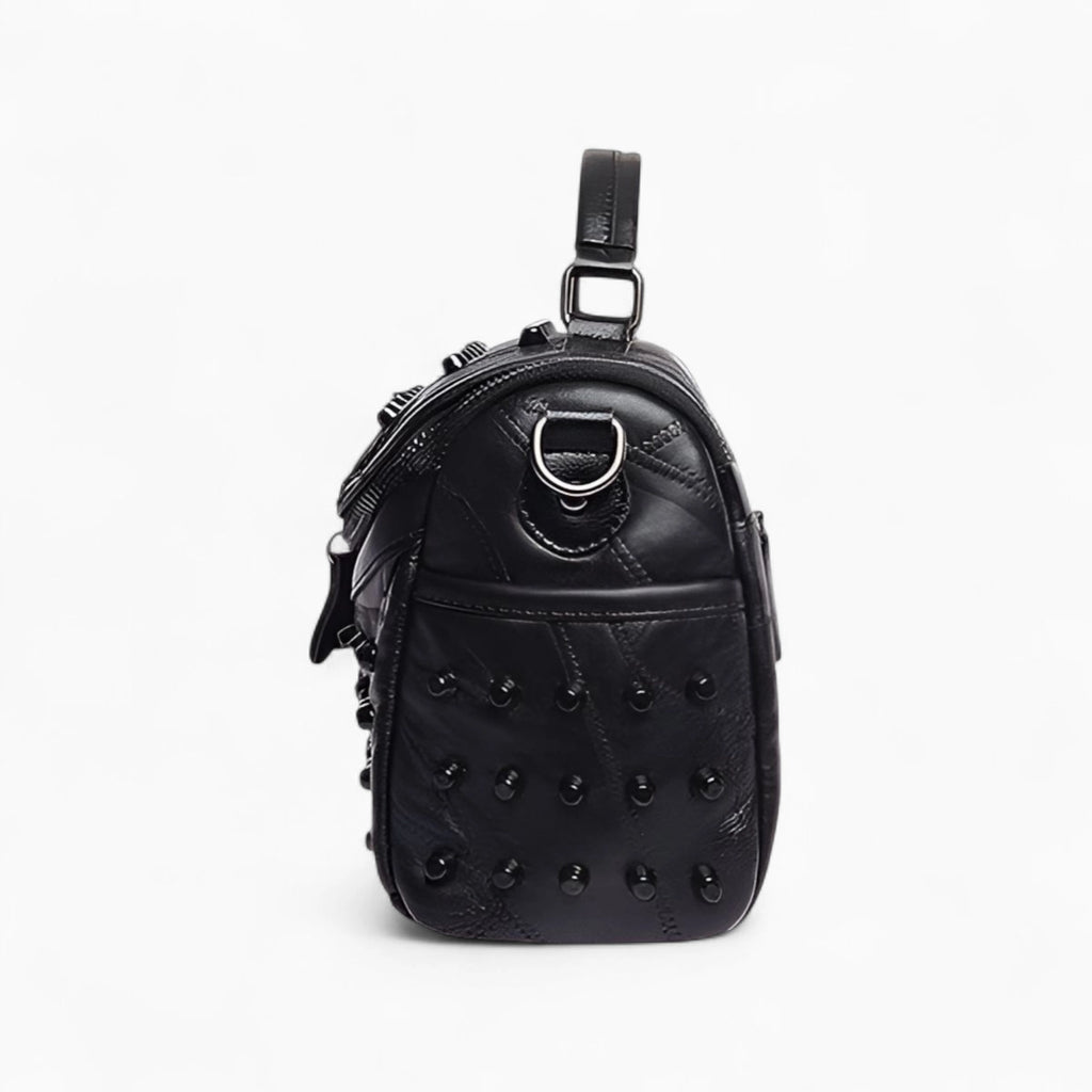 Sac à main rock cuir noir vue de coté